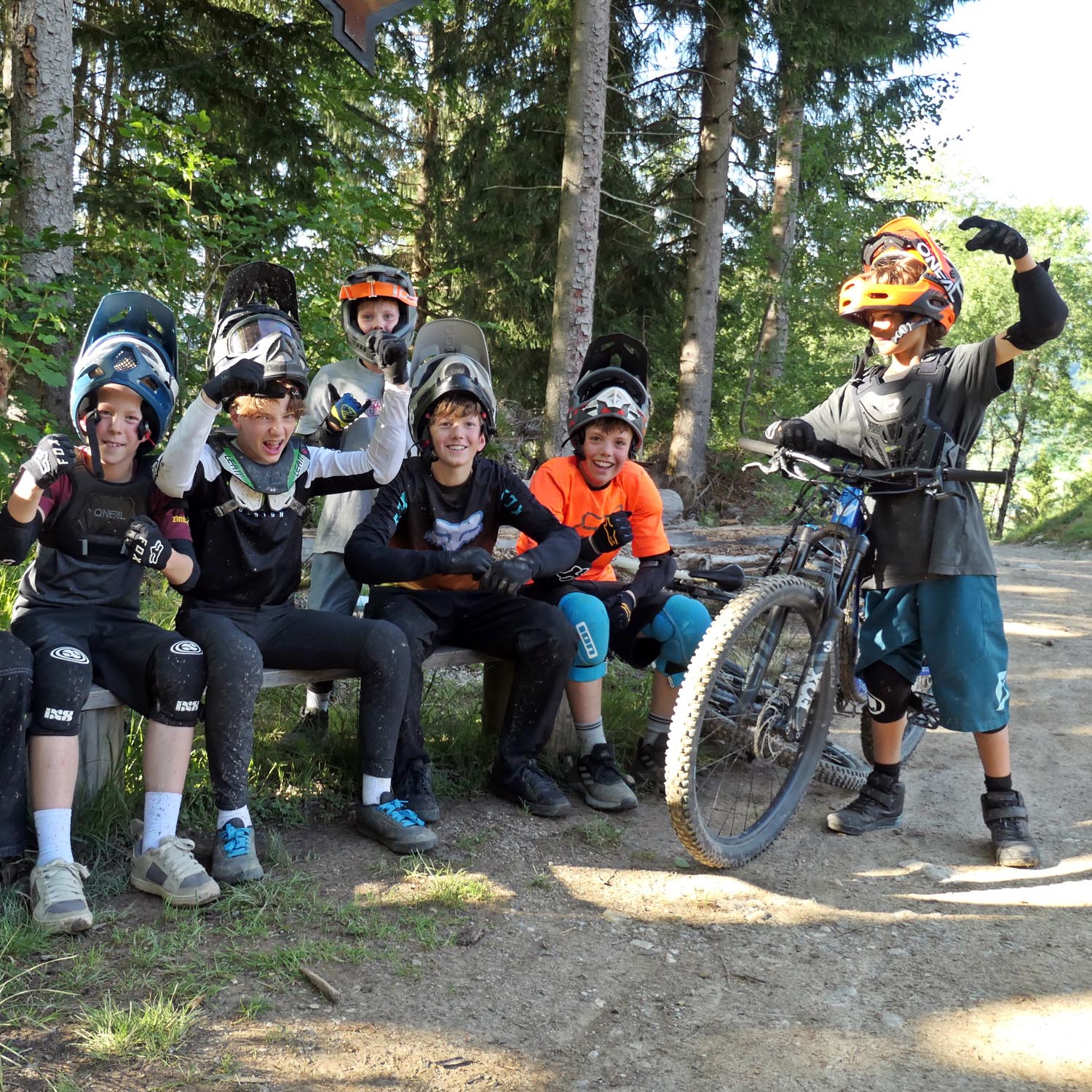 Good Vibes im Bikepark Oberammergau MTB Kinderkurs im Bikepark Oberammergau